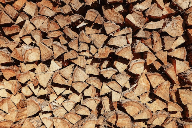 How to Store Bulk Wood Chips in Warmer Weather