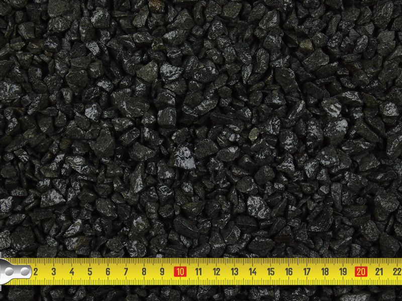 Charcoal granite gravel 10mm