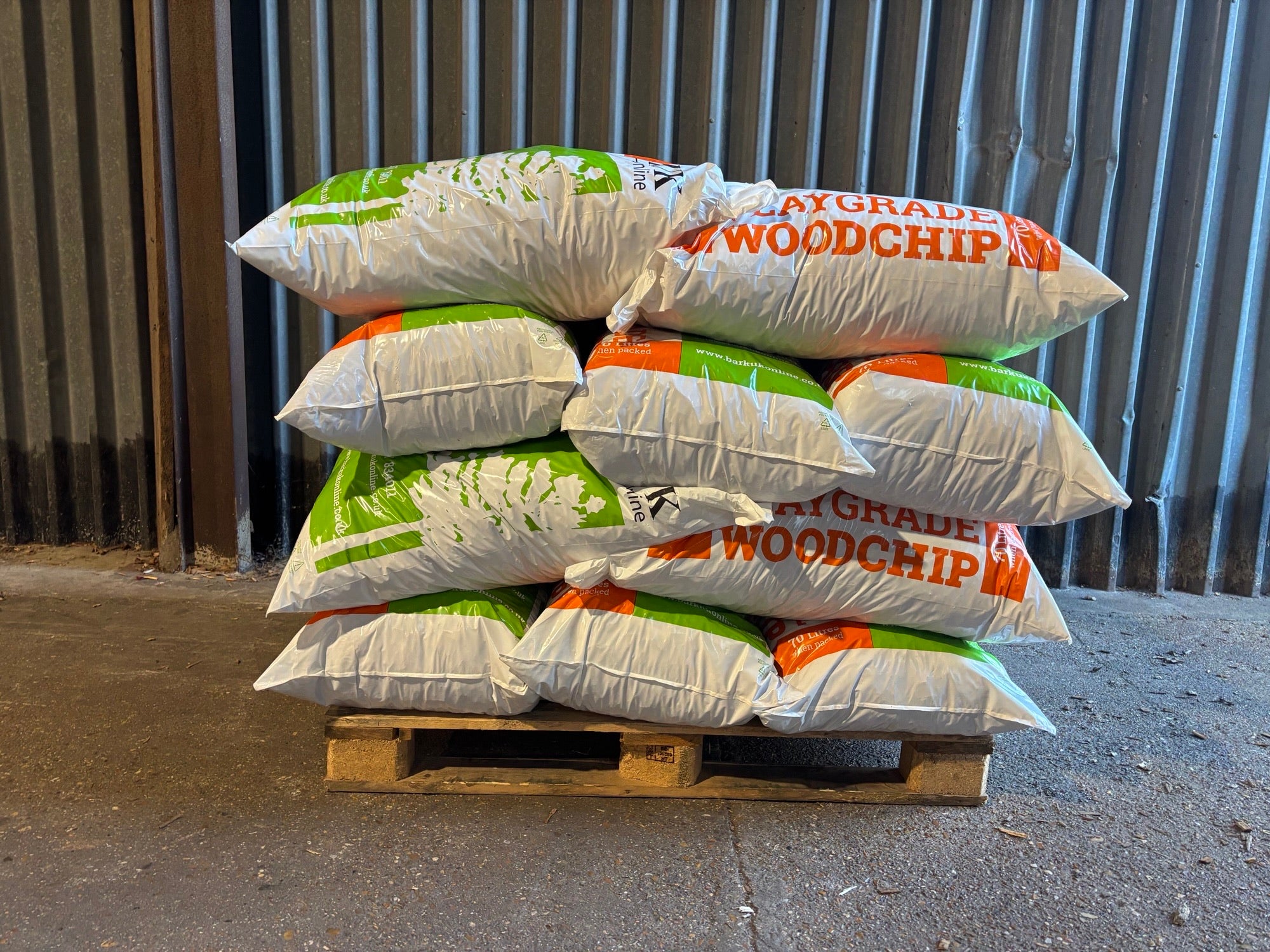 Play Grade Softwood chips 70L bags